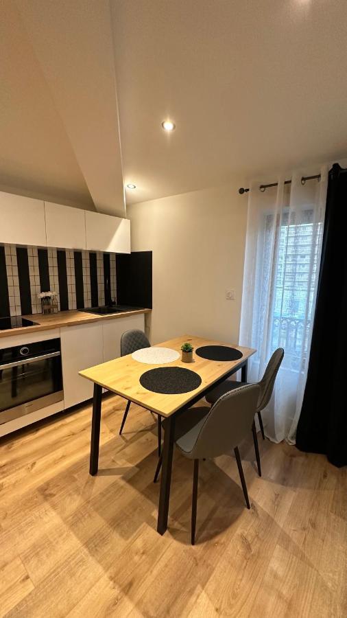 Katrine Apartment Сент Етиен Екстериор снимка